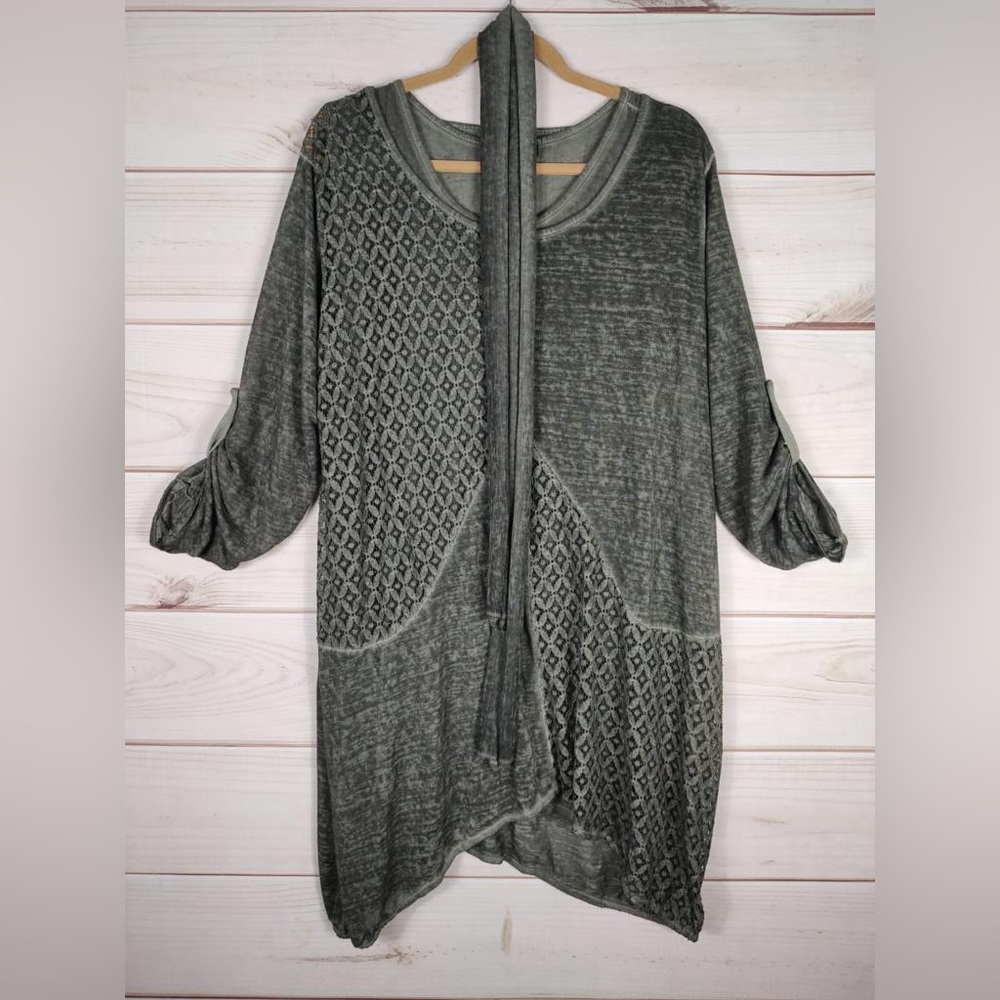 Seduzione One Size Tunic Woman’s Green 2 Boho Shirts Layered W/Scarf.